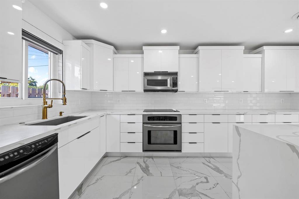 Fort Lauderdale, FL 33308,2185 Imperial Point Dr