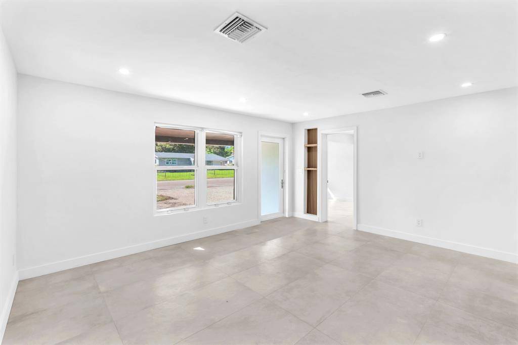 Dania Beach, FL 33312,4640 SW 25th Ter