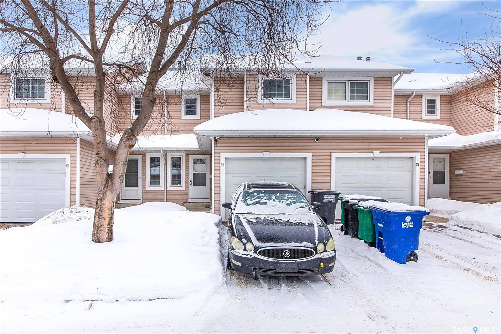 Saskatoon, SK S7K 6N9,215 Pinehouse DRIVE #28