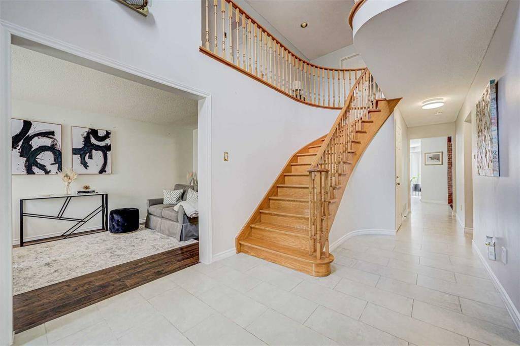 Mississauga, ON L5L 5K4,3203 Dovetail Mews