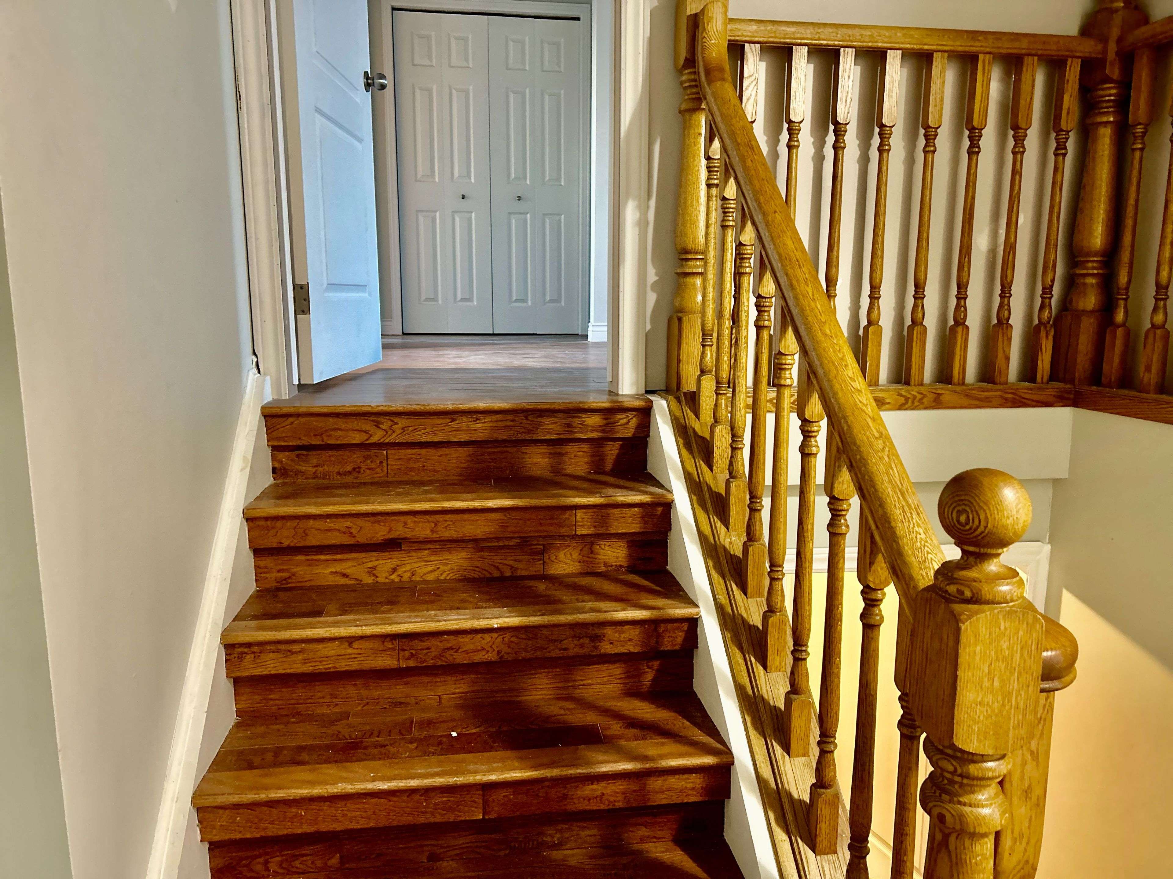 Woodstock, ON N4V 1G2,14 Old Orchard GLN #Upper