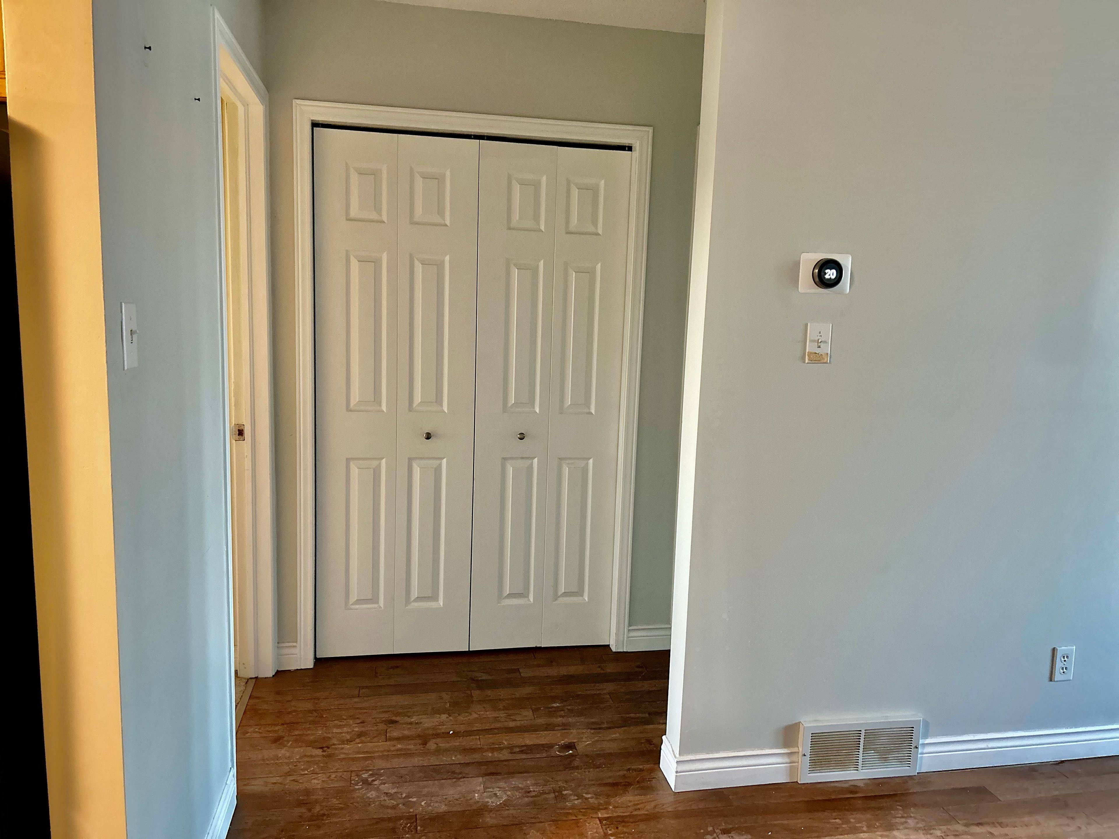 Woodstock, ON N4V 1G2,14 Old Orchard GLN #Upper