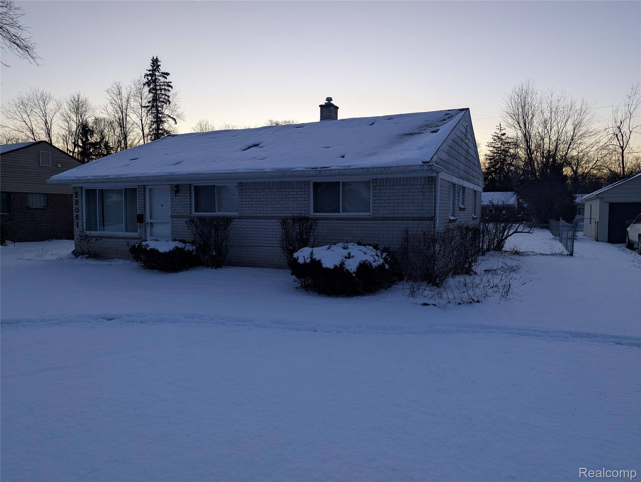 Southfield, MI 48076,28061 Glasgow ST