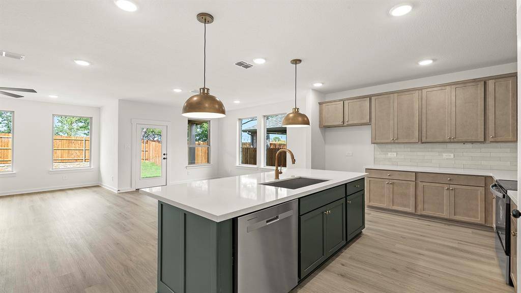 Aubrey, TX 76227,1520 Edgeway Drive