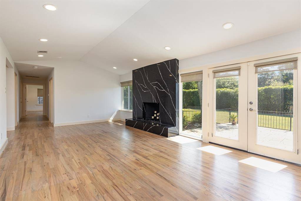 Dallas, TX 75230,5710 Forest Lane