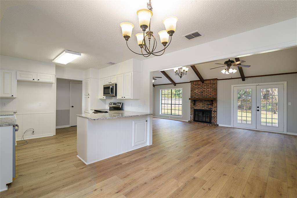 Bossier City, LA 71112,4917 Longstreet Place