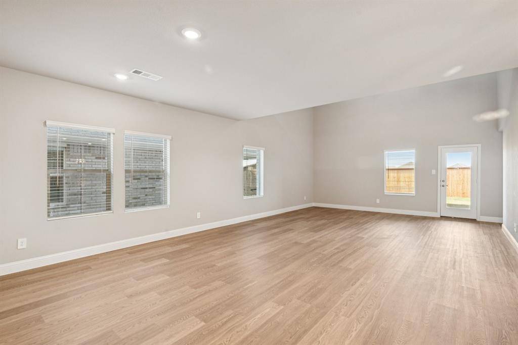 Farmersville, TX 75442,3401 Pat Mayse Drive