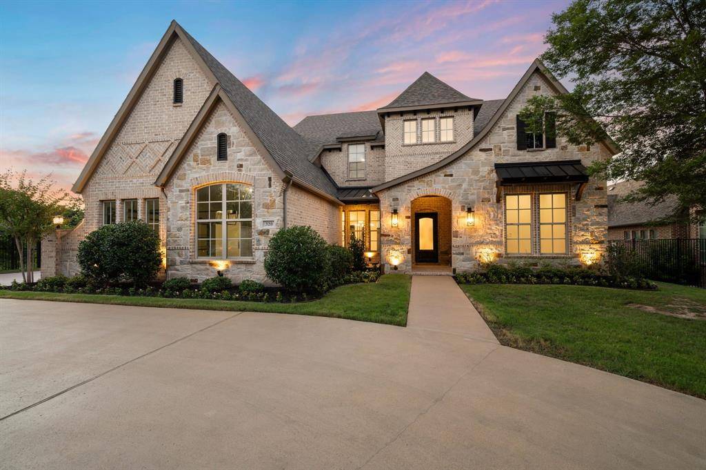 Southlake, TX 76092,320 W Highland Street