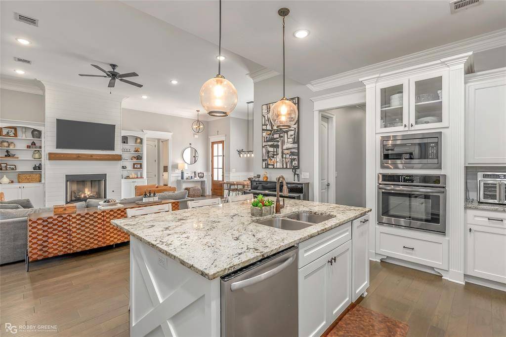 Shreveport, LA 71106,354 Newburn Lane