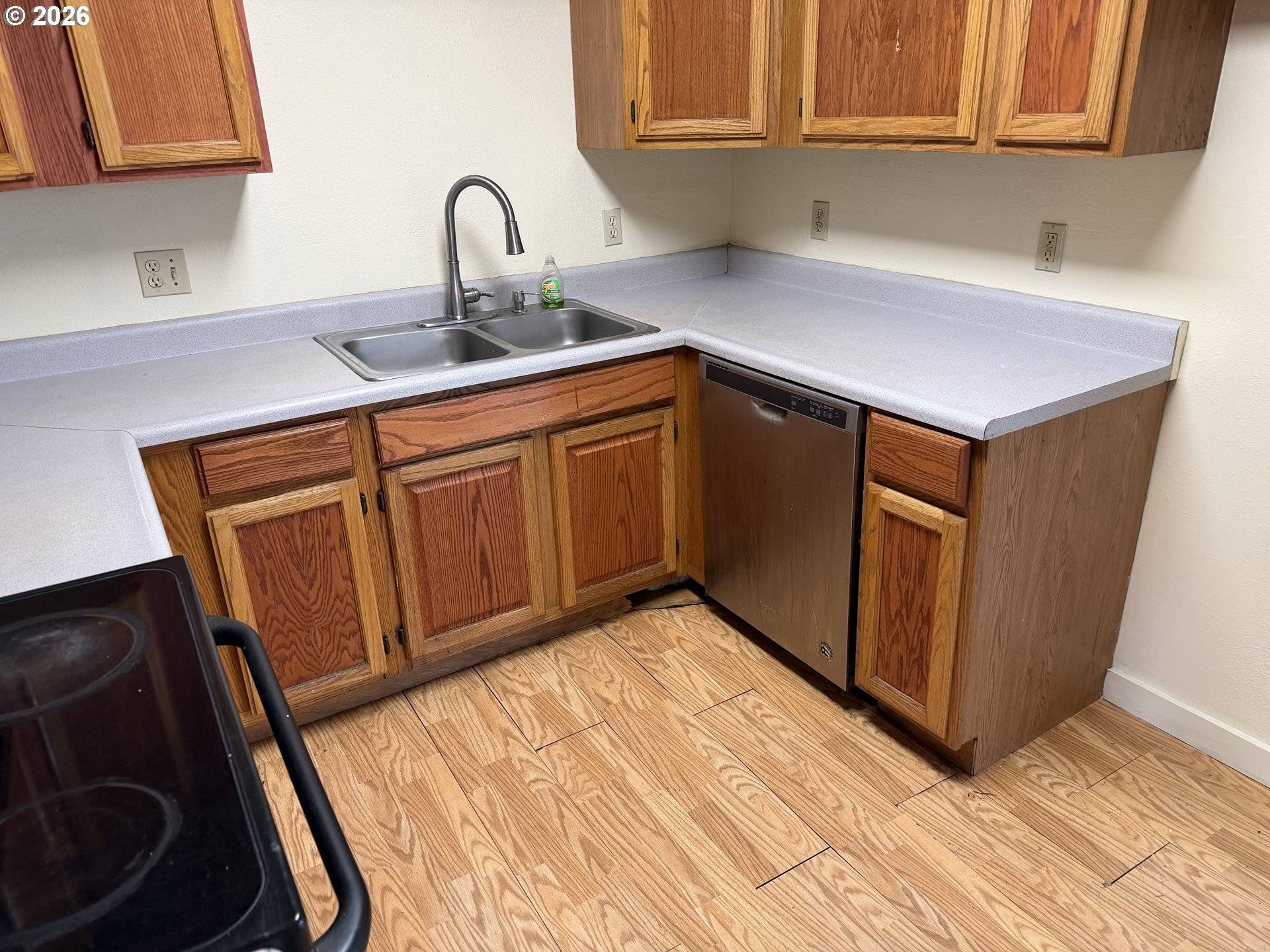 Creswell, OR 97426,276 ART LOTT LN