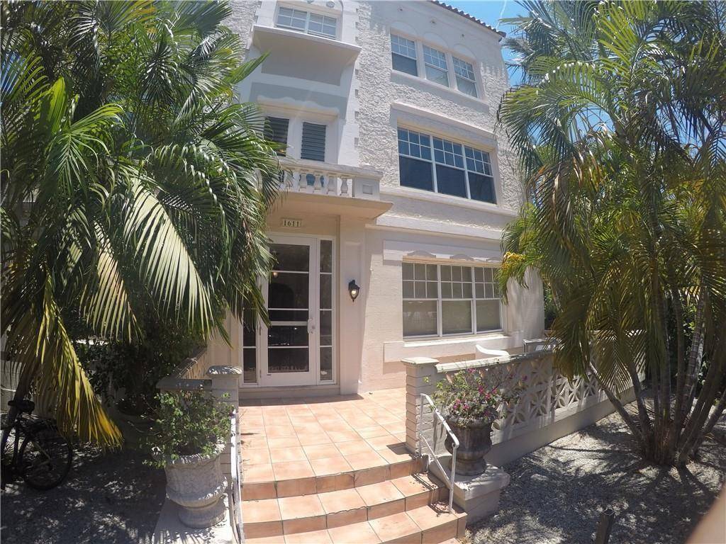 Miami Beach, FL 33139,1611 Michigan Ave #2