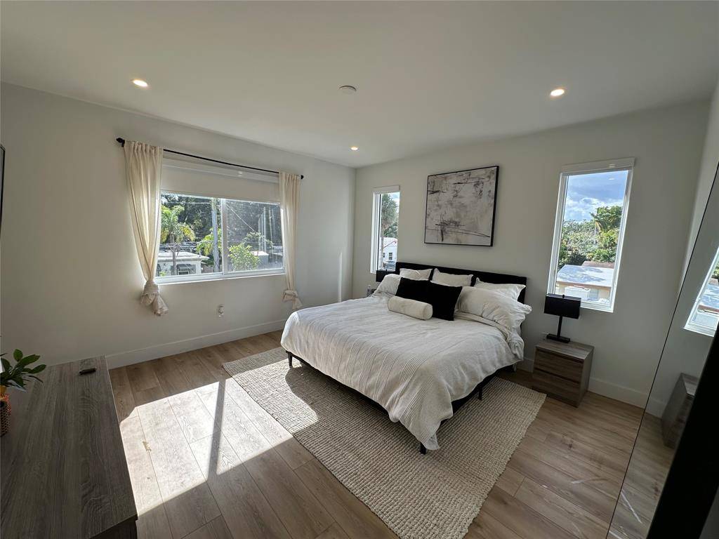 Fort Lauderdale, FL 33315,2109 SW 18th Ave