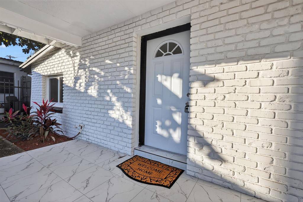 Hialeah, FL 33010,621 SE 1st St.