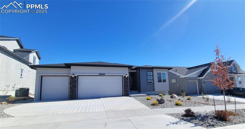 Colorado Springs, CO 80924,6402 Loaderman DR