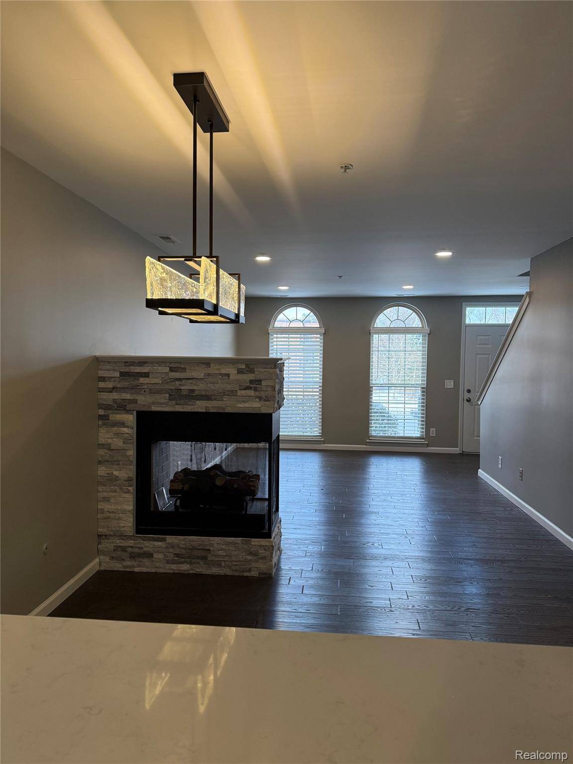 Troy, MI 48084,3046 Camden DR