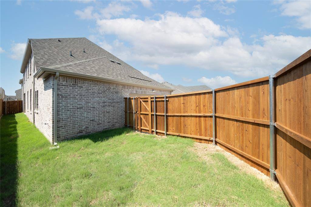 Justin, TX 76247,1449 Sun Garden Way