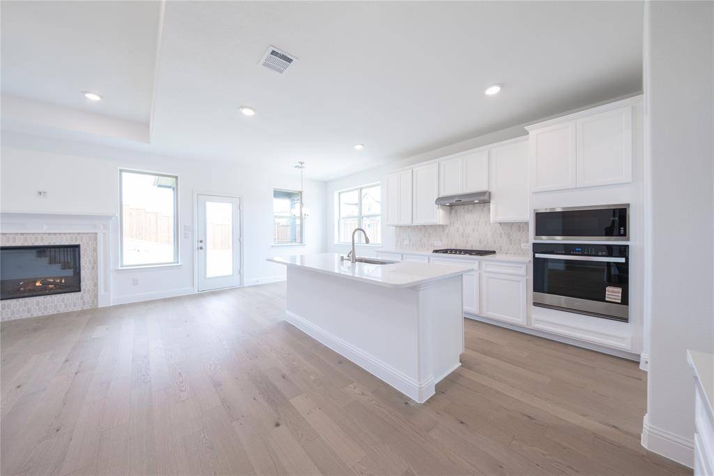 Celina, TX 75009,2405 Swinley Forest Street