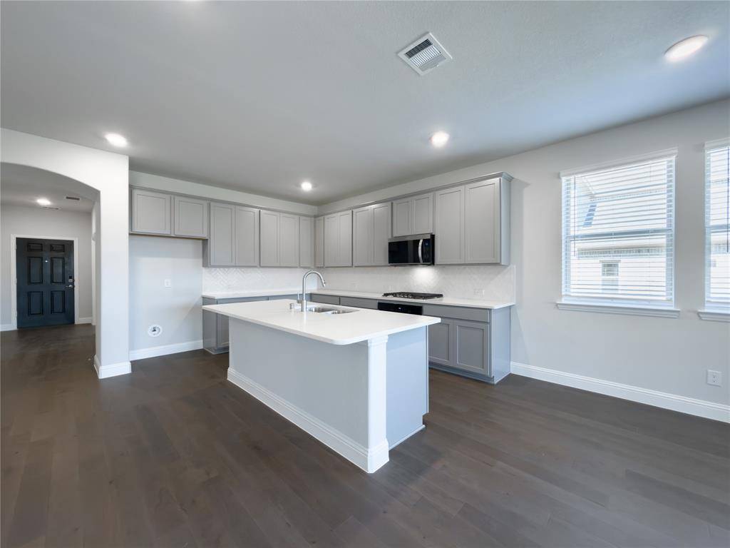 421 Plains Place, Fate, TX 75087