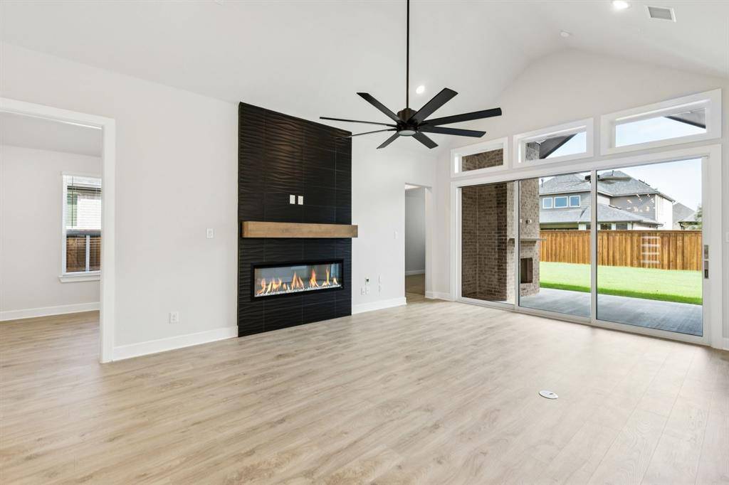 Mckinney, TX 75071,312 Bee Balm