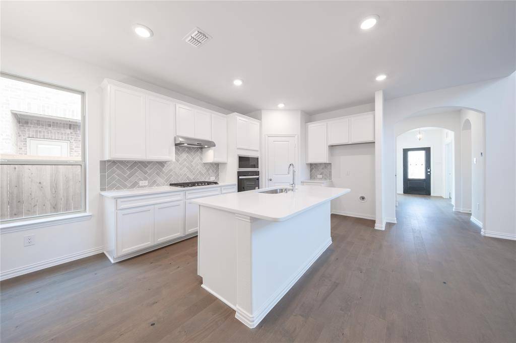 Justin, TX 76247,1413 Sun Garden Way