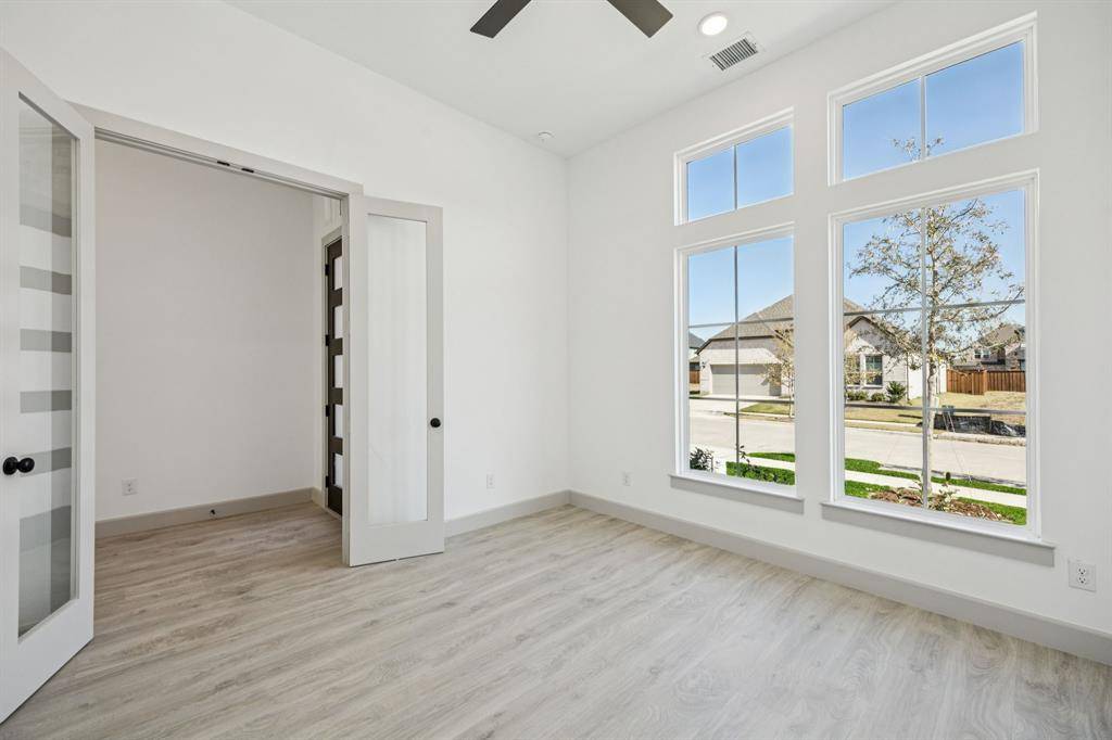 Mckinney, TX 75070,5404 Roselyn Way