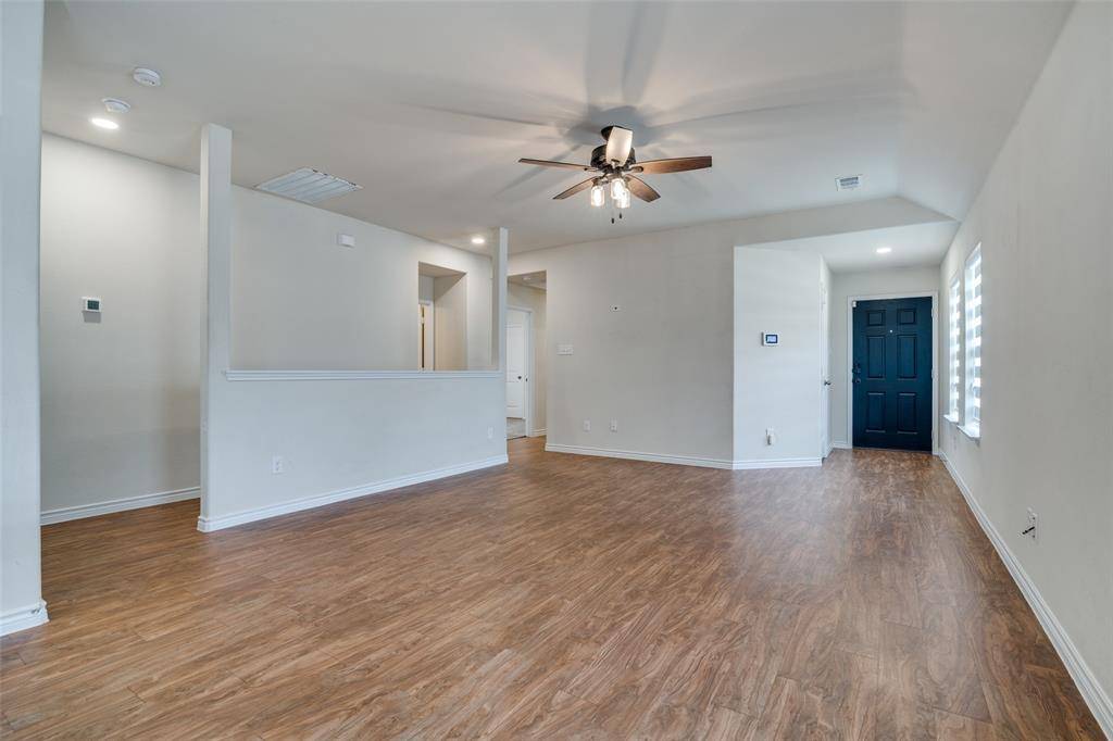 Ennis, TX 75119,3504 Robin Road