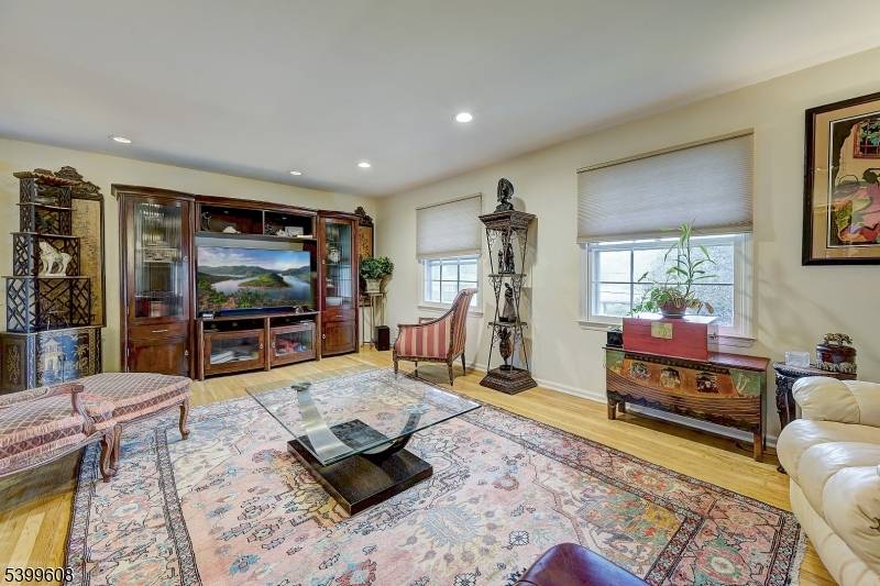 West Orange Twp., NJ 07052,22 Cheshire Ter