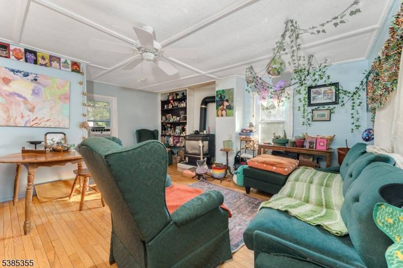 Raritan Twp., NJ 08822,100 State Route 12