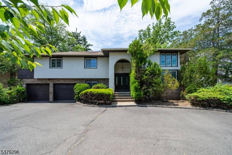 Springfield Twp., NJ 07081,828 Mountain Ave