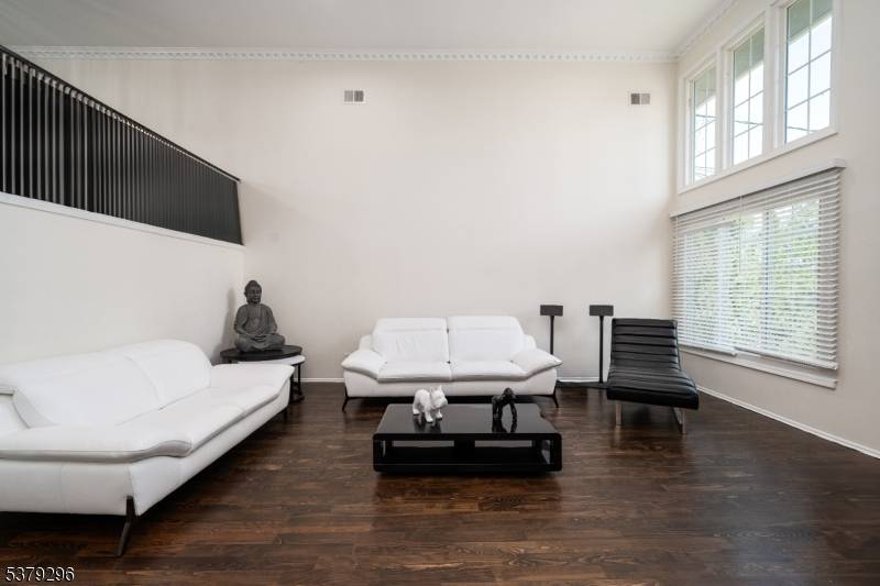 Springfield Twp., NJ 07081,828 Mountain Ave