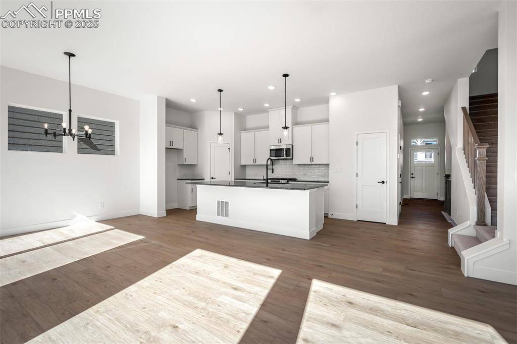 Colorado Springs, CO 80918,4575 Peak Crest VW