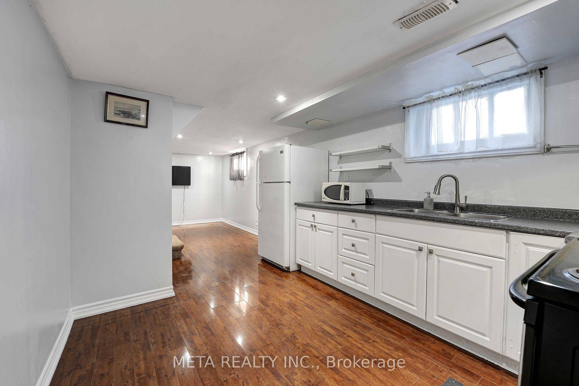 Ajax, ON L1S 1Z1,53 Beatty RD #Bsmt