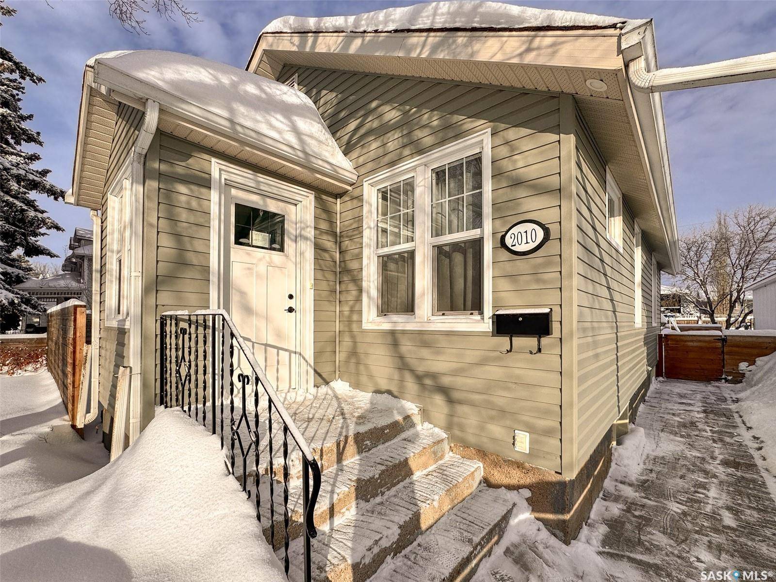 Rosthern, SK S0K 3R0,2010 10th STREET