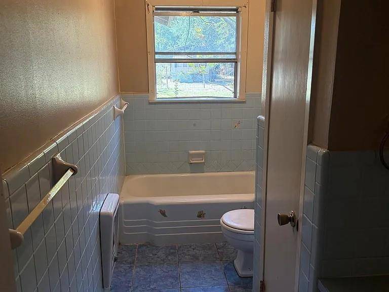 Hawkins, TX 75765,200 Scenic Loop