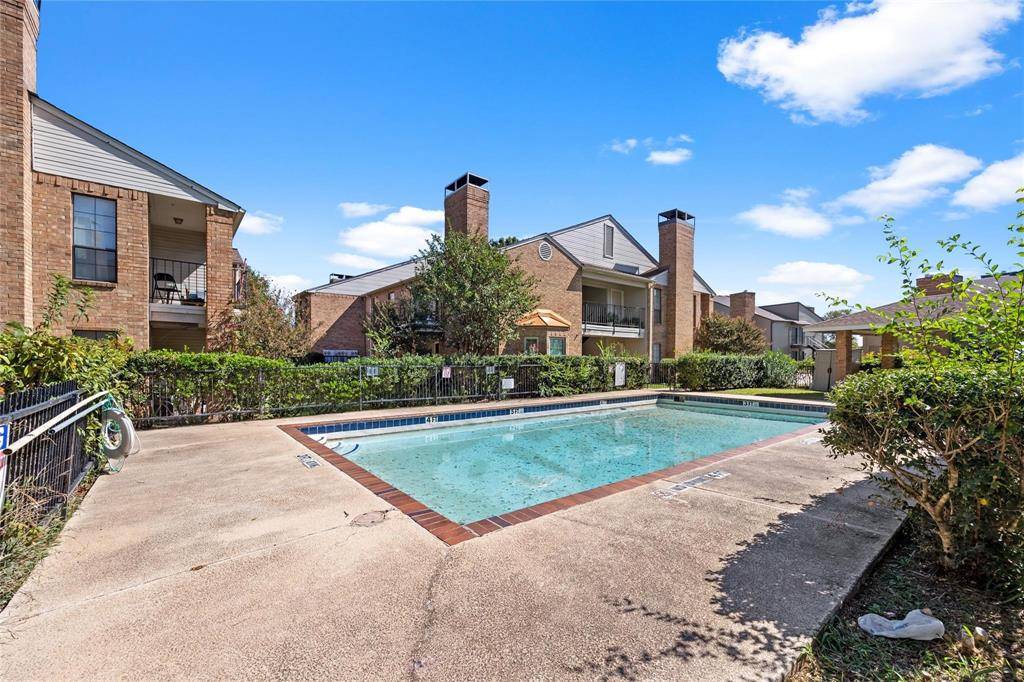 Garland, TX 75043,5806 Marvin Loving Drive #210