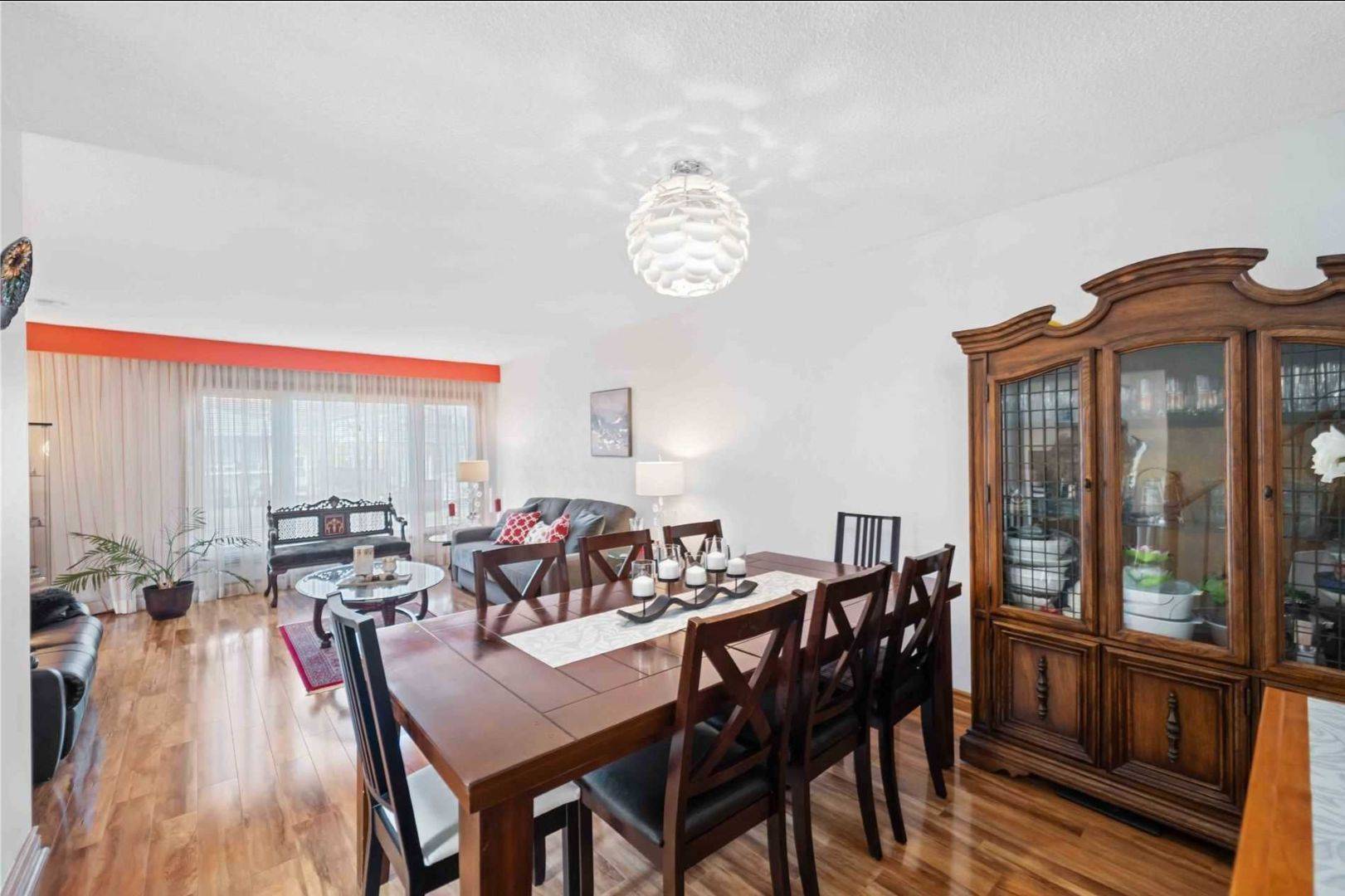 Mississauga, ON L5L 1T4,2797 Windjammer RD