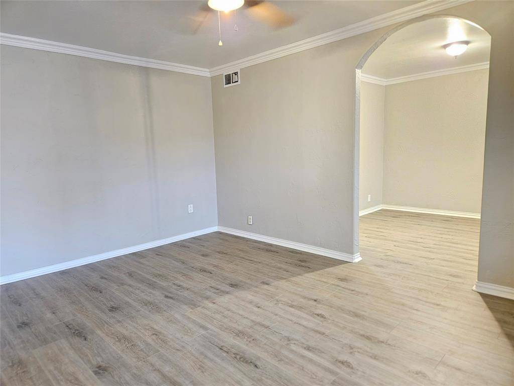 Dallas, TX 75229,3534 Royal Lane