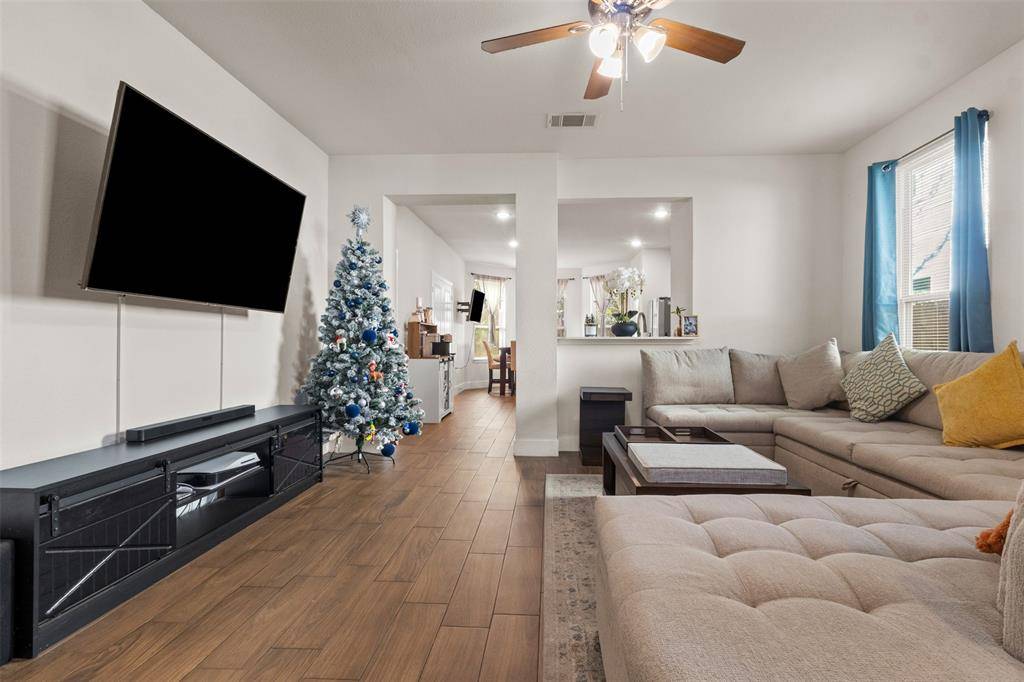 Dallas, TX 75215,2303 Starks Avenue