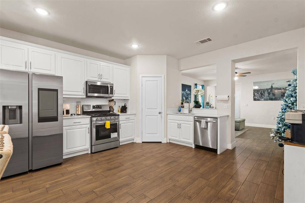 Dallas, TX 75215,2303 Starks Avenue