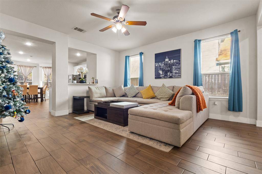 Dallas, TX 75215,2303 Starks Avenue