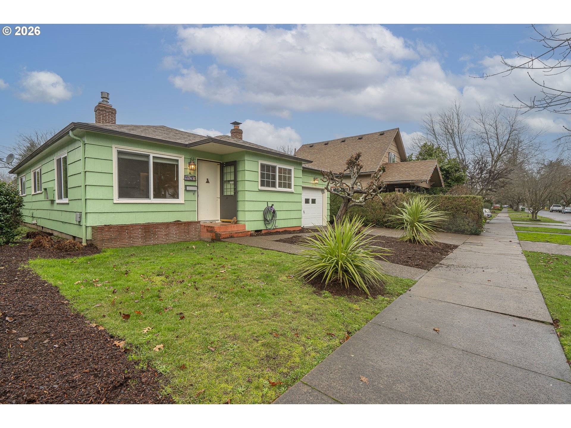 Salem, OR 97301,1155 18TH ST NE