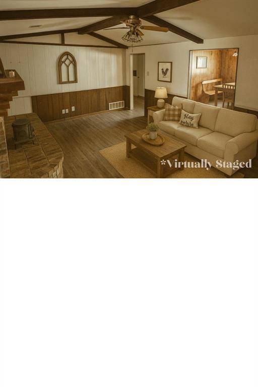 Blossom, TX 75416,5193 County Road 15100