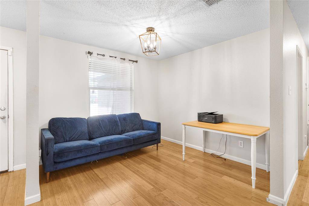 Cedar Hill, TX 75104,925 Brooks Drive