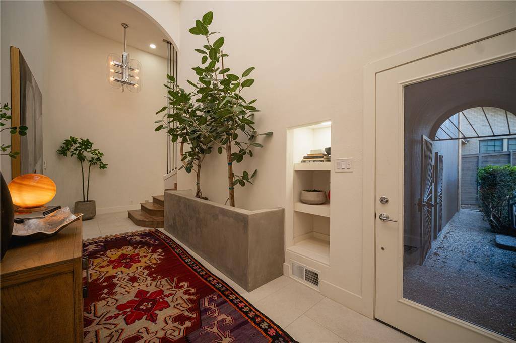 Dallas, TX 75235,2628 Maple Springs Boulevard