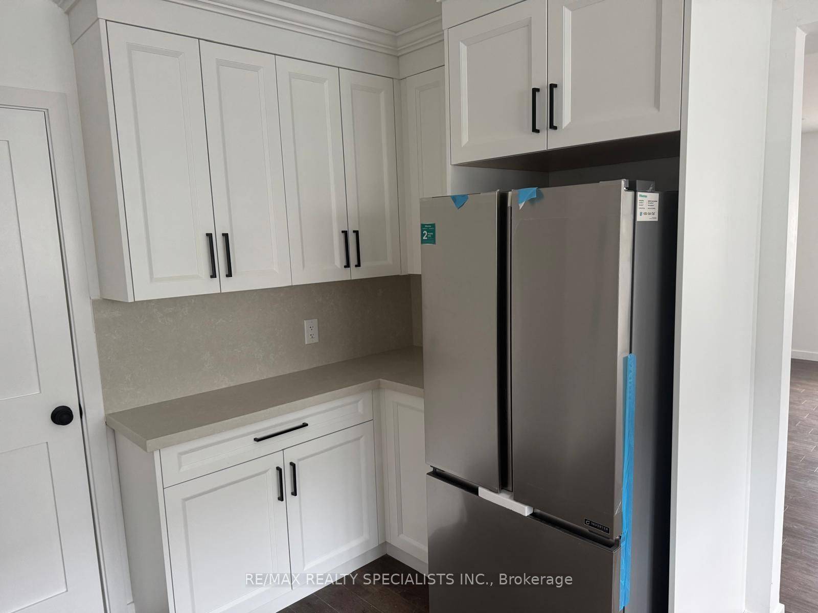 Toronto W01, ON M6S 3T9,298 South Kingsway N/A S #Main Floor