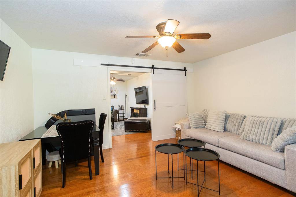 Dallas, TX 75234,11850 High Valley Drive