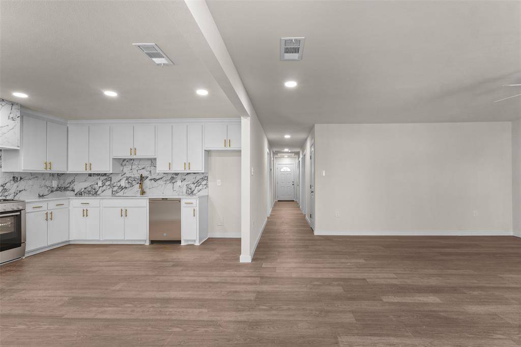 Fort Worth, TX 76105,2112 Rw Bivens Lane