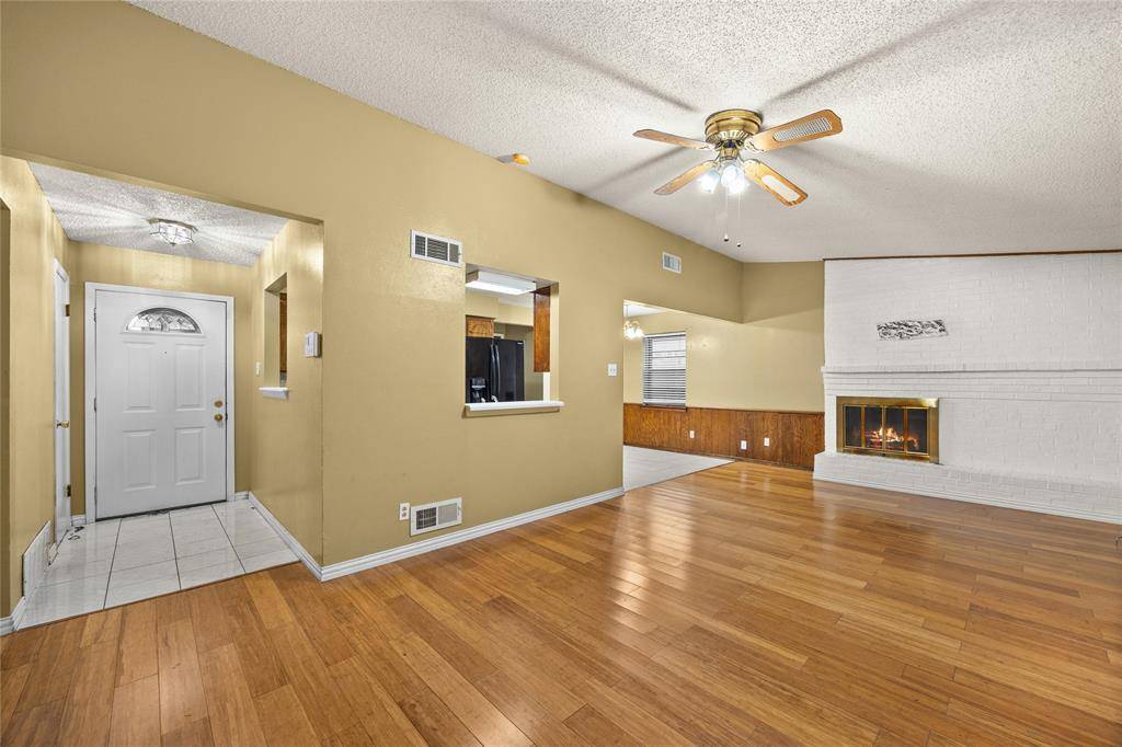 Garland, TX 75040,517 Mcdivitt Drive