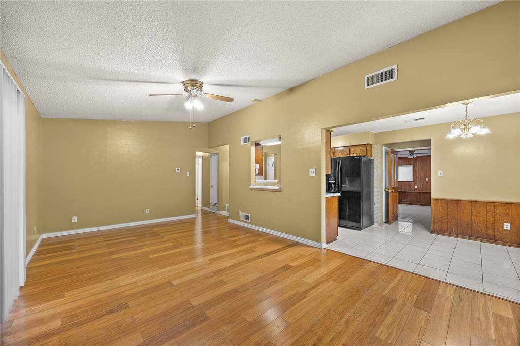 Garland, TX 75040,517 Mcdivitt Drive