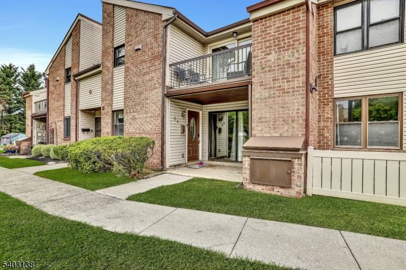 Edgewater Park Twp., NJ 08010,1475 Mount Holly Rd #4